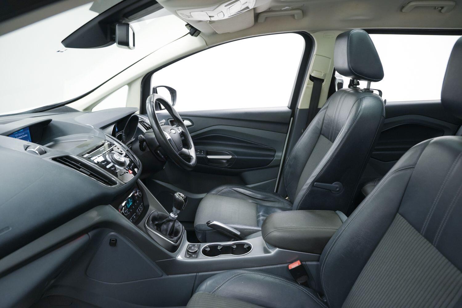 Used Ford Grand C-Max 2014 for sale - 77440763: Photo 26