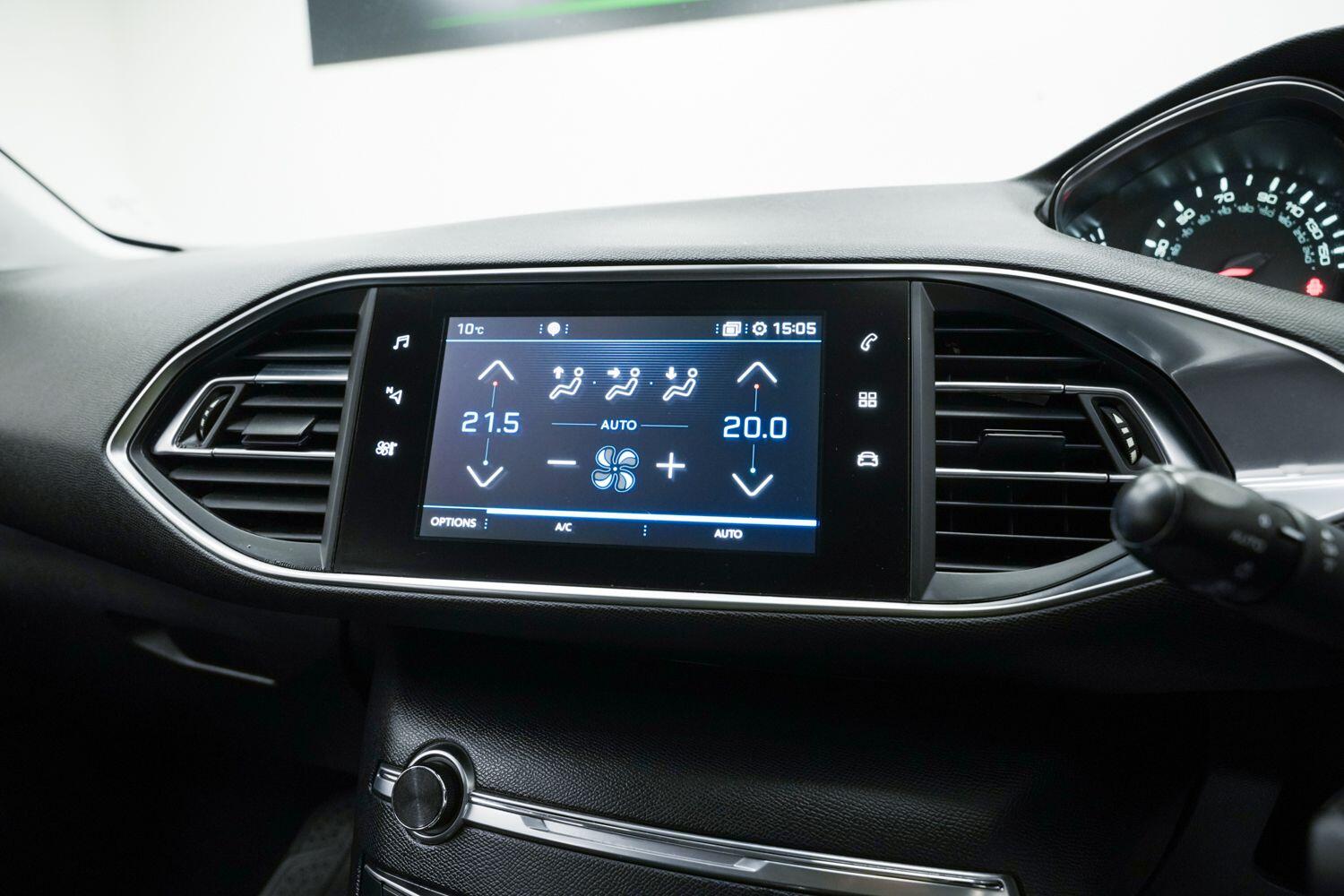 Used Peugeot 308 2017 for sale - 77658967: Photo 24