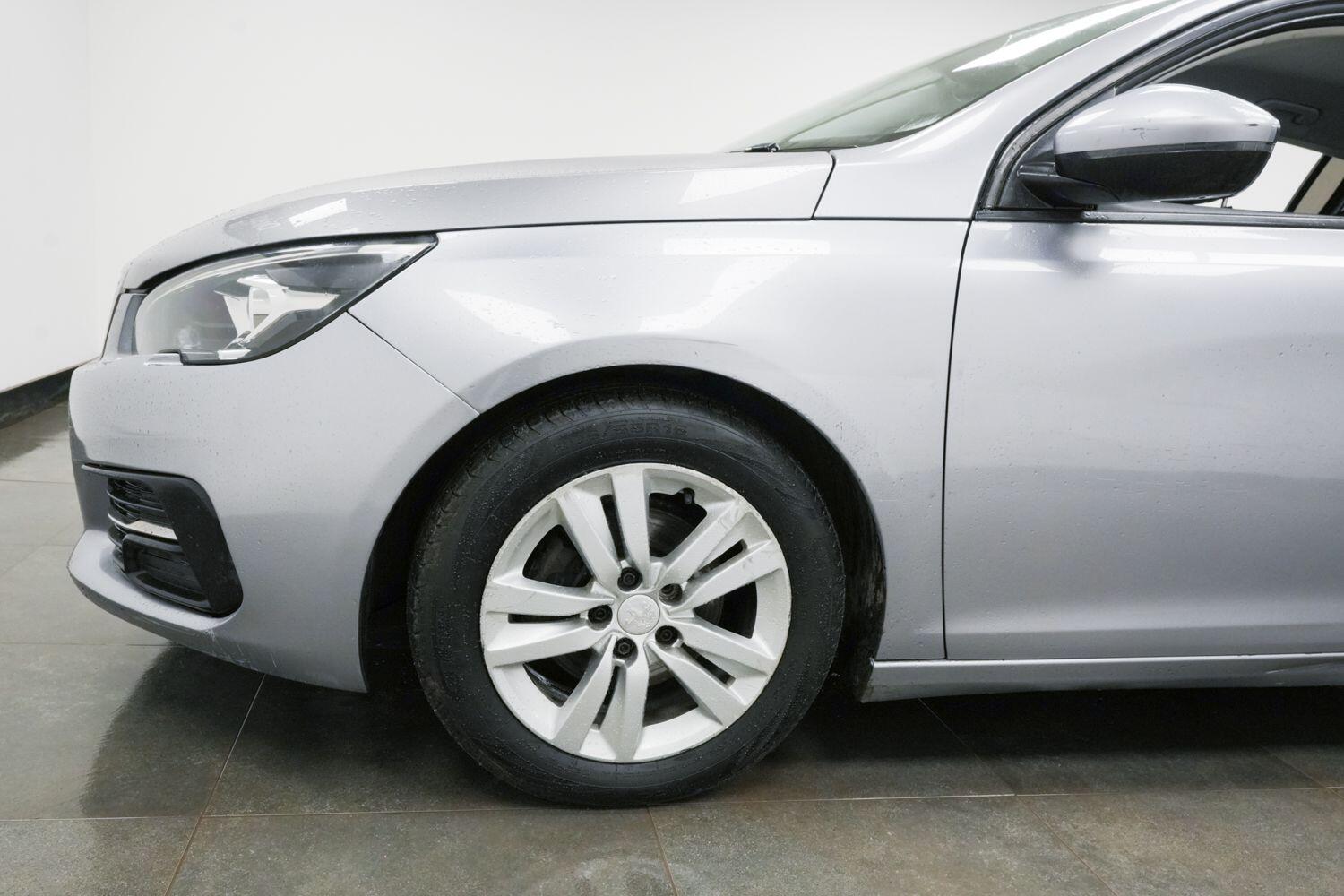 Used Peugeot 308 2017 for sale - 77658967: Photo 6