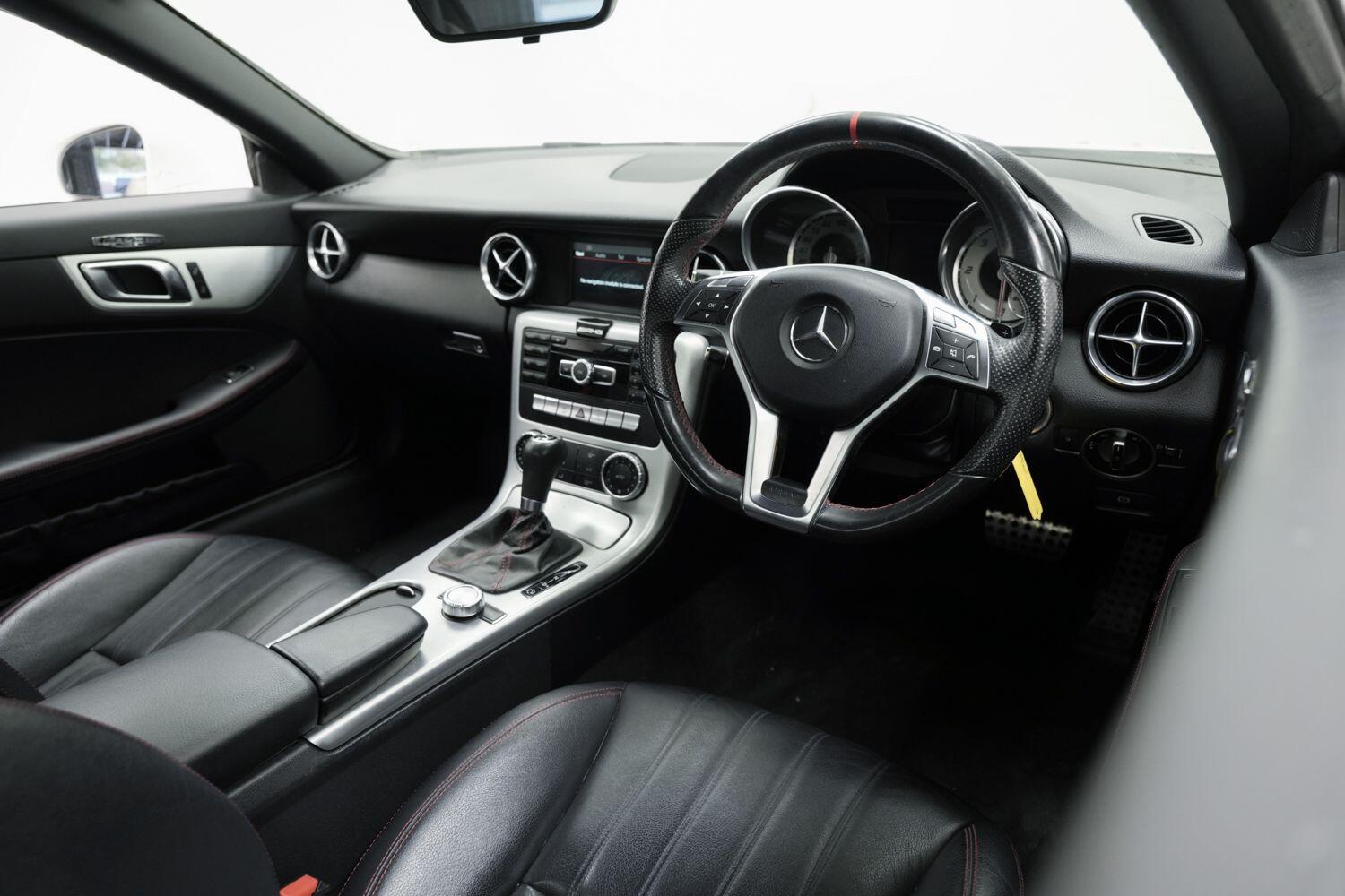 Used Mercedes-Benz SLK 2014 for sale - 76388439: Photo 10