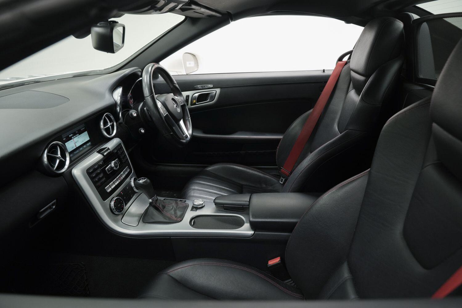 Used Mercedes-Benz SLK 2014 for sale - 76388439: Photo 22