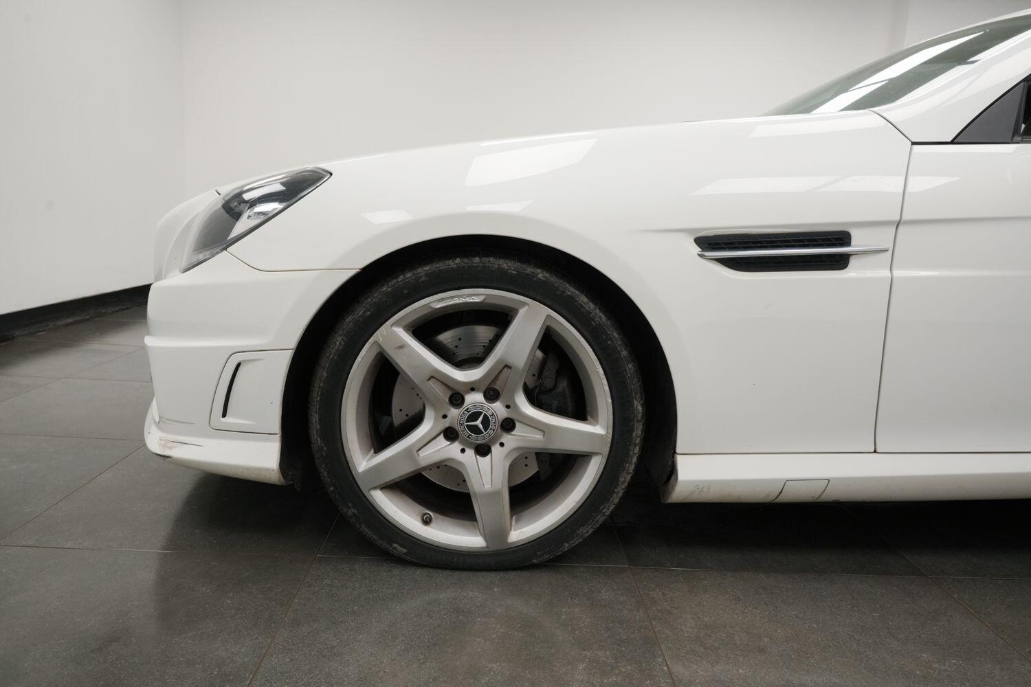 Used Mercedes-Benz SLK 2014 for sale - 76388439: Photo 6