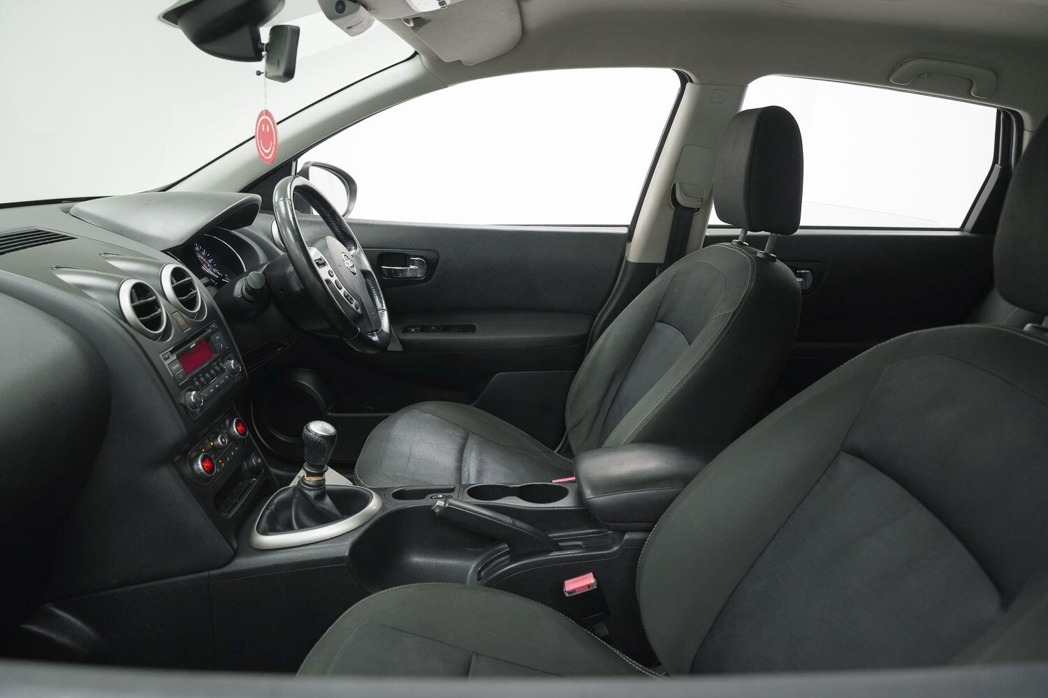 Used Nissan Qashqai 2011 for sale - 77898513: Photo 22