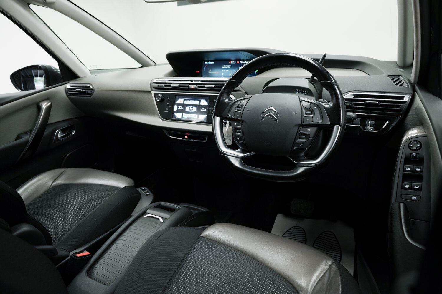 Used Citroen C4 Picasso 2016 for sale - 76361337: Photo 10