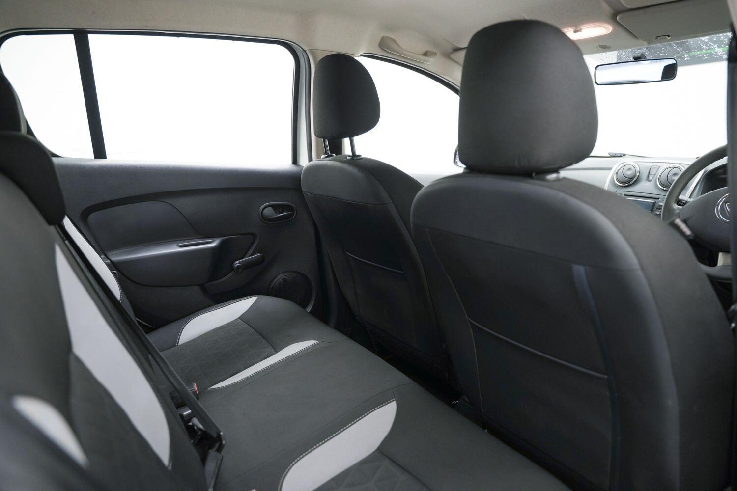 Used Dacia Sandero Stepway 2016 for sale - 77267190: Photo 16