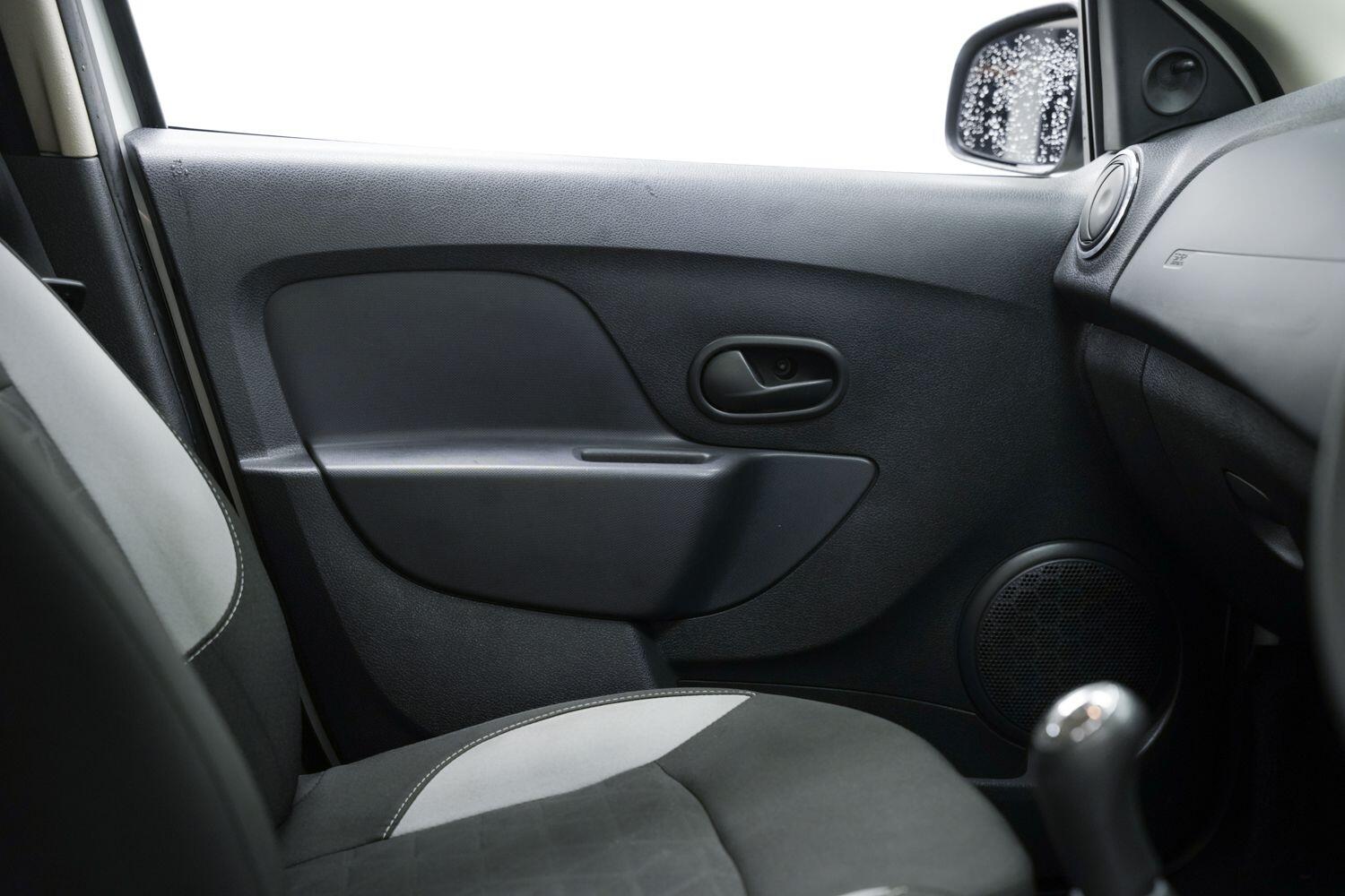 Used Dacia Sandero Stepway 2016 for sale - 77267190: Photo 21