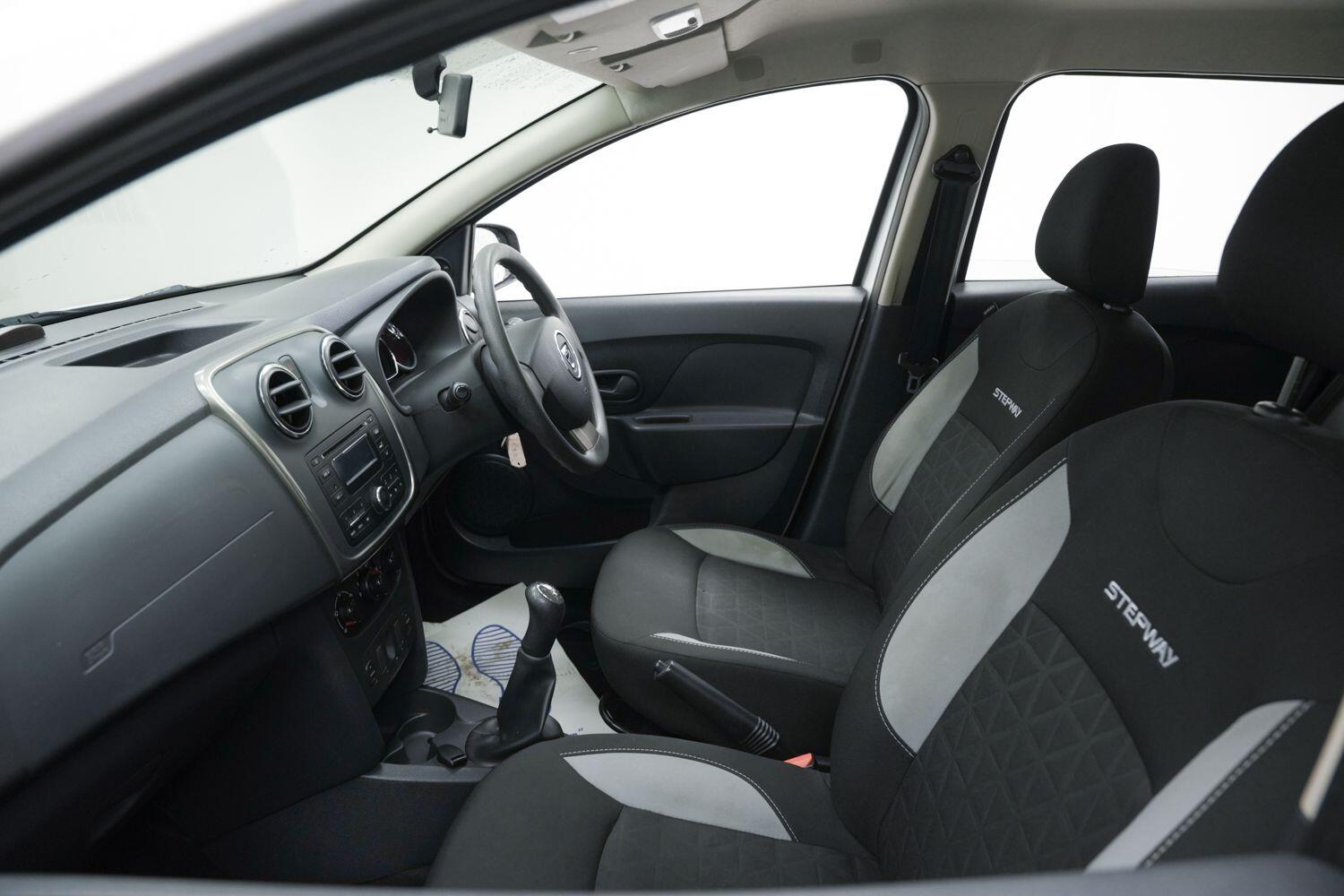 Used Dacia Sandero Stepway 2016 for sale - 77267190: Photo 27