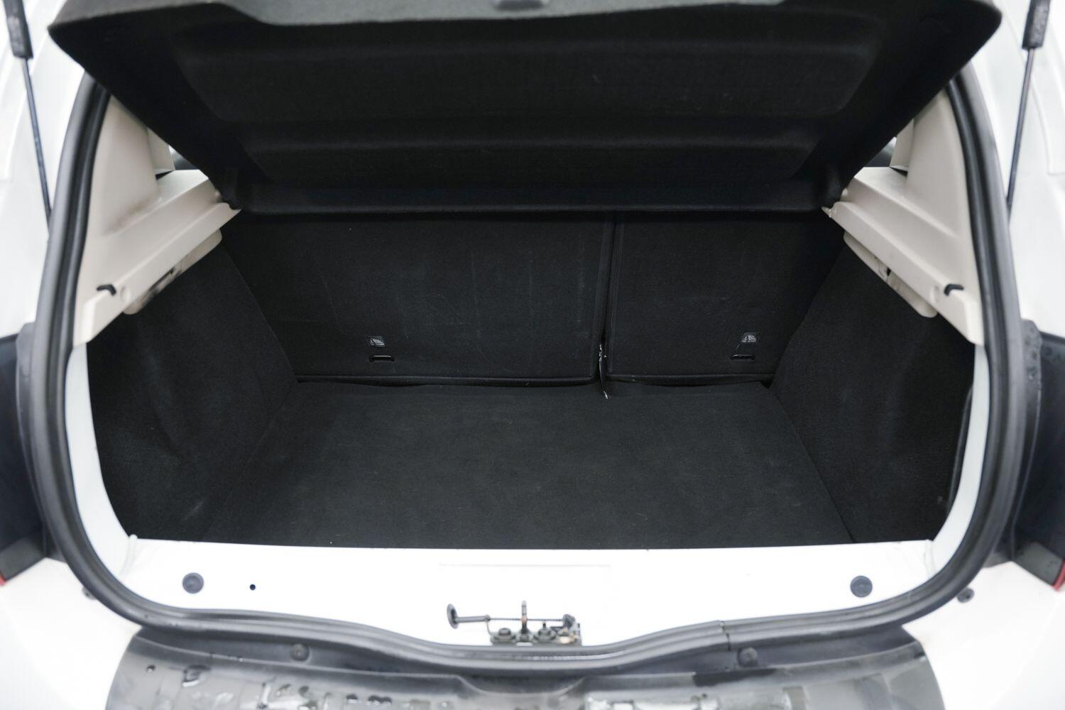 Used Dacia Sandero Stepway 2016 for sale - 77267190: Photo 9