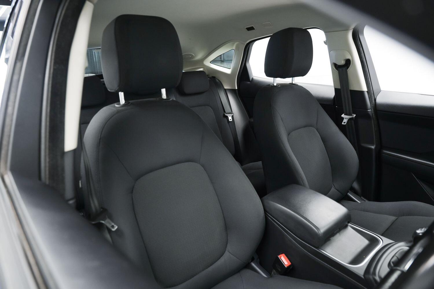 Used Jaguar E-Pace 2018 for sale - 76099456: Photo 10