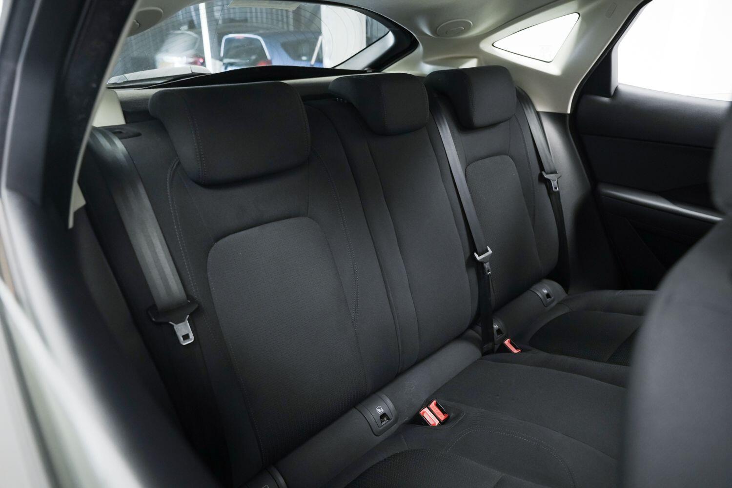 Used Jaguar E-Pace 2018 for sale - 76099456: Photo 12