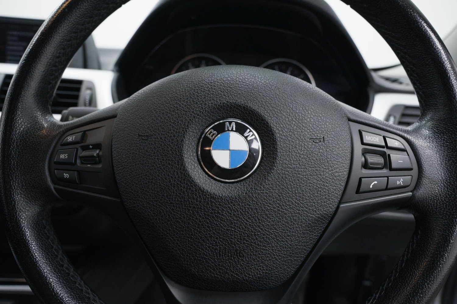 Used BMW 3 Series for sale - 77768525: Photo 26