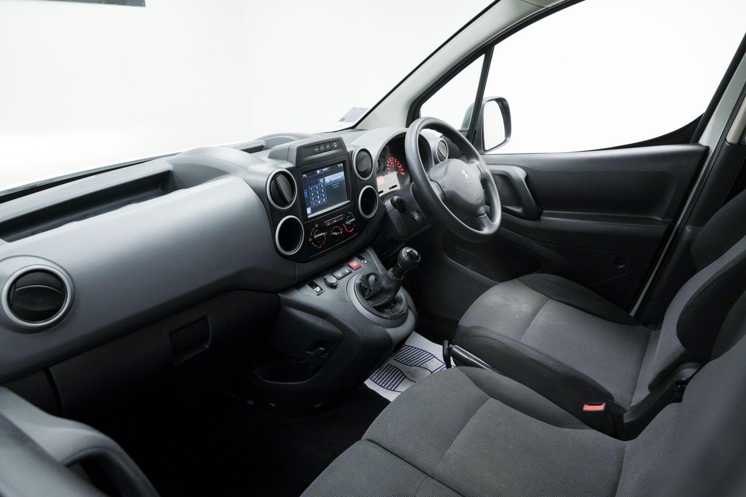 Used Peugeot Partner 2018 for sale - 77098002: Photo 12