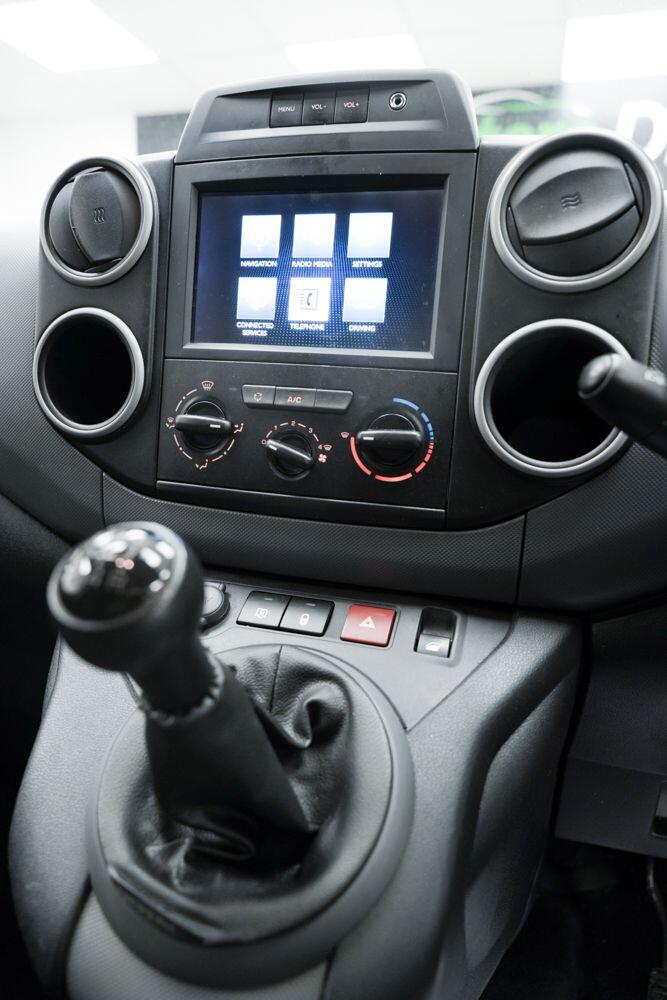 Used Peugeot Partner 2018 for sale - 77098002: Photo 15