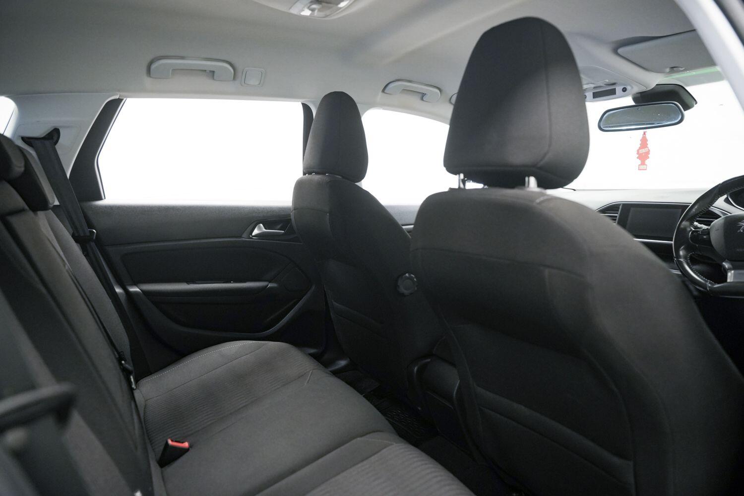 Used Peugeot 308 2014 for sale - 77612397: Photo 15