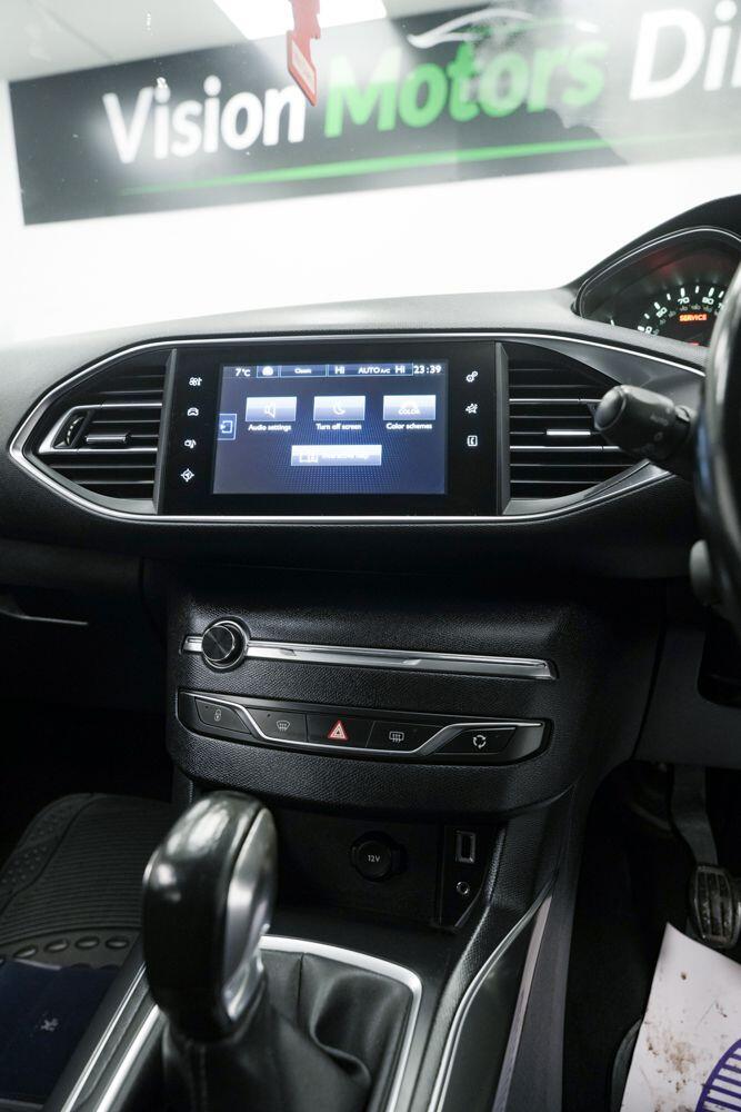 Used Peugeot 308 2014 for sale - 77612397: Photo 22