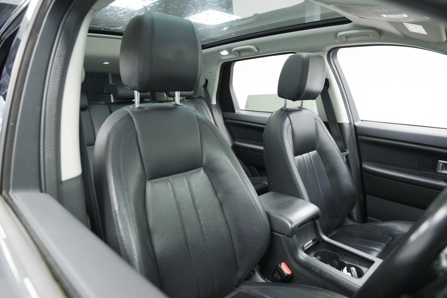 Used Land Rover Discovery Sport 2017 for sale - 76550390: Photo 12