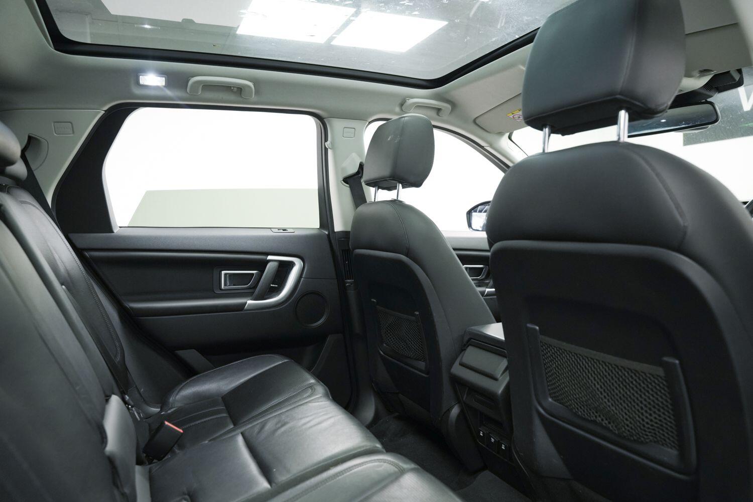 Used Land Rover Discovery Sport 2017 for sale - 76550390: Photo 17