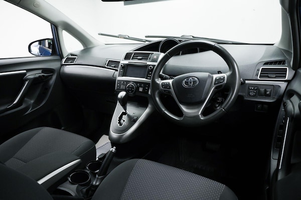 Used Toyota Verso 2013 for sale - 76167560: Photo 10
