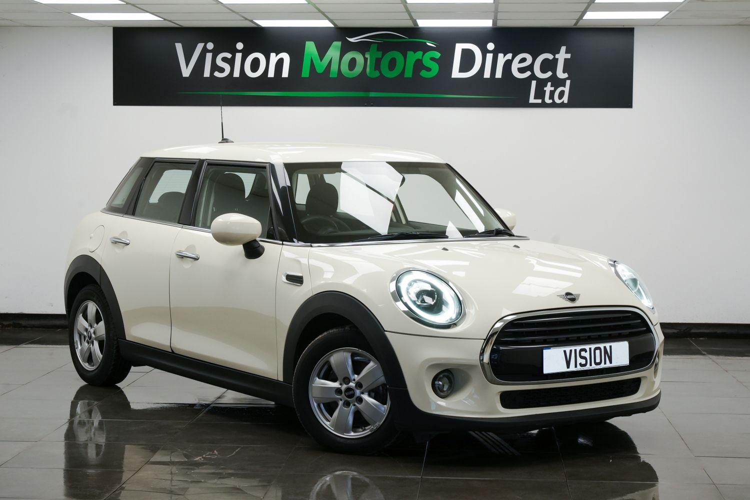 Used MINI Hatch 2019 for sale - 76360872: Photo 1