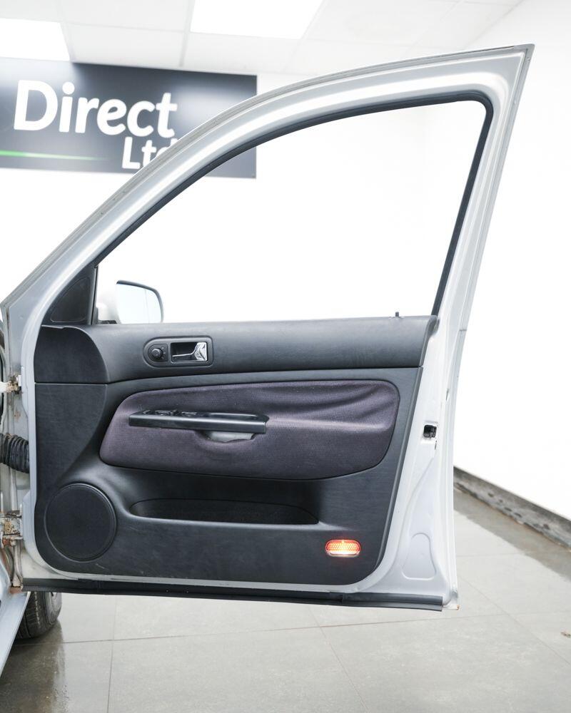 Used Volkswagen Golf 1999 for sale - 77468871: Photo 18