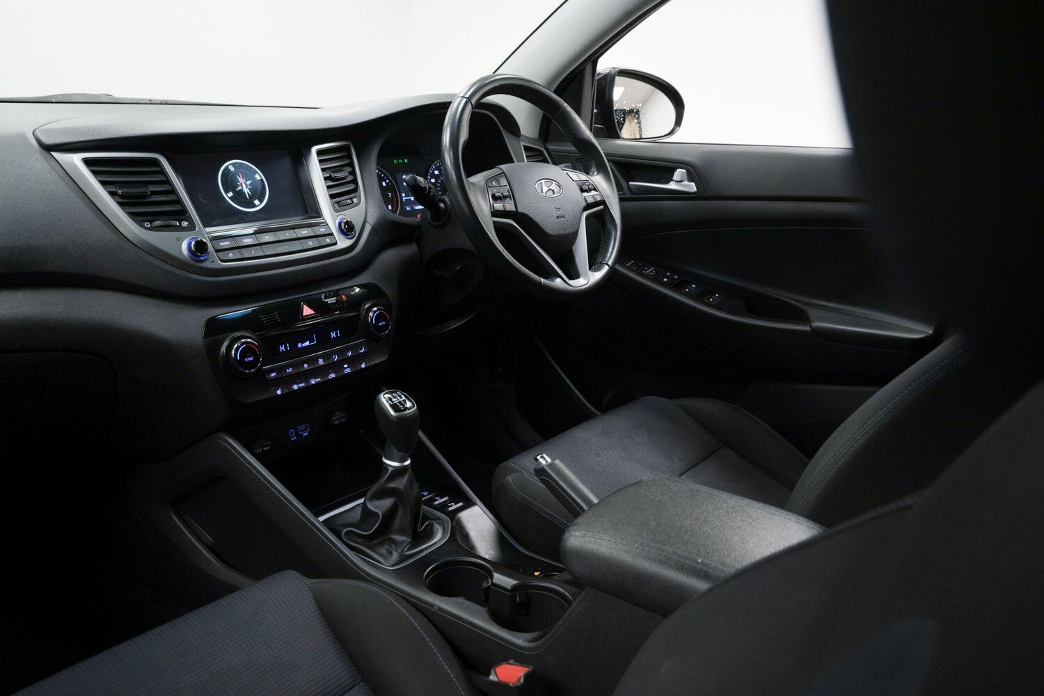 Used Hyundai TUCSON 2017 for sale - 77705188: Photo 19