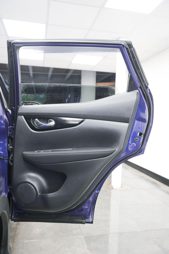 Used Nissan Qashqai 2016 for sale - 76361432: Photo 15