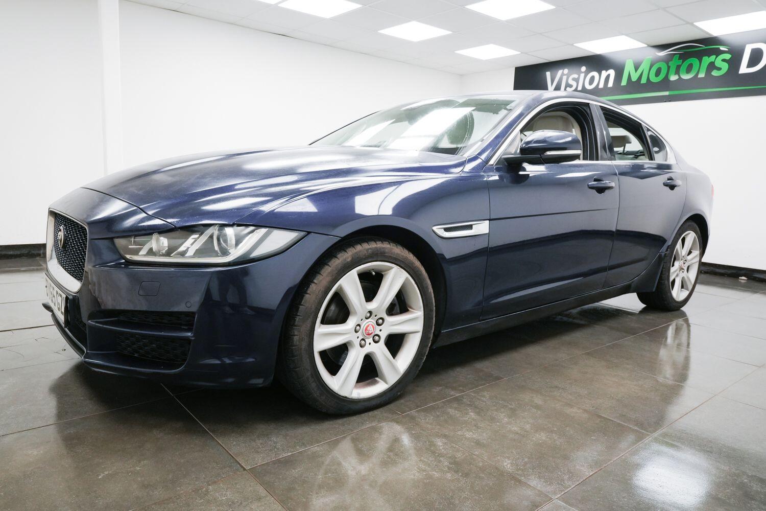Used Jaguar XE 2015 for sale - 77440787: Photo 8