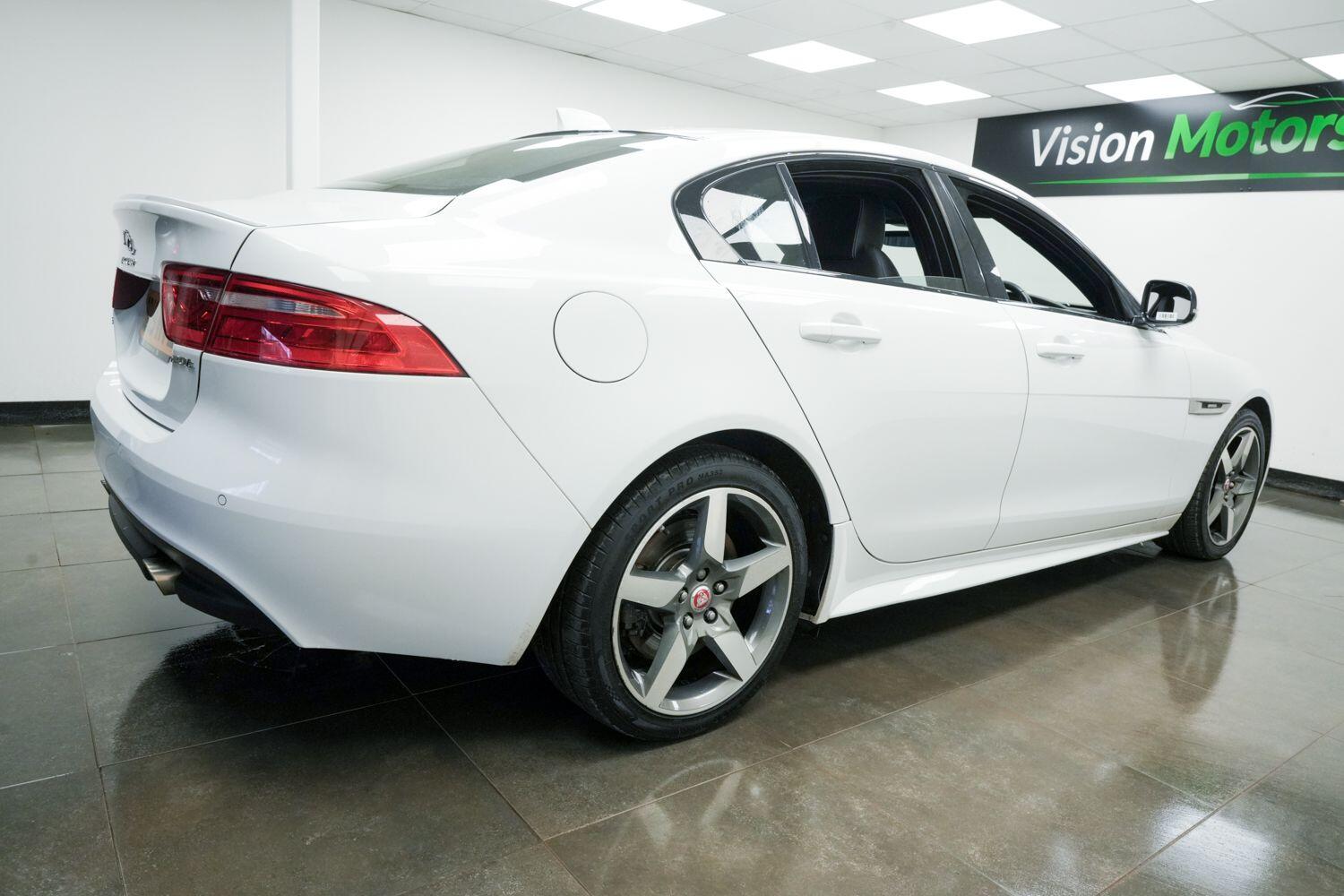 Used Jaguar XE 2019 for sale - 77479218: Photo 4