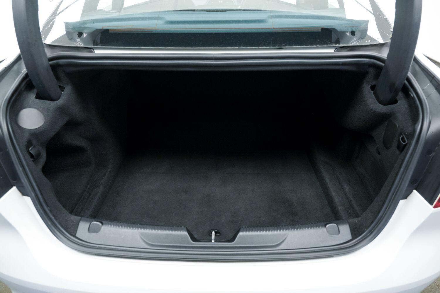 Used Jaguar XE 2019 for sale - 77479218: Photo 9