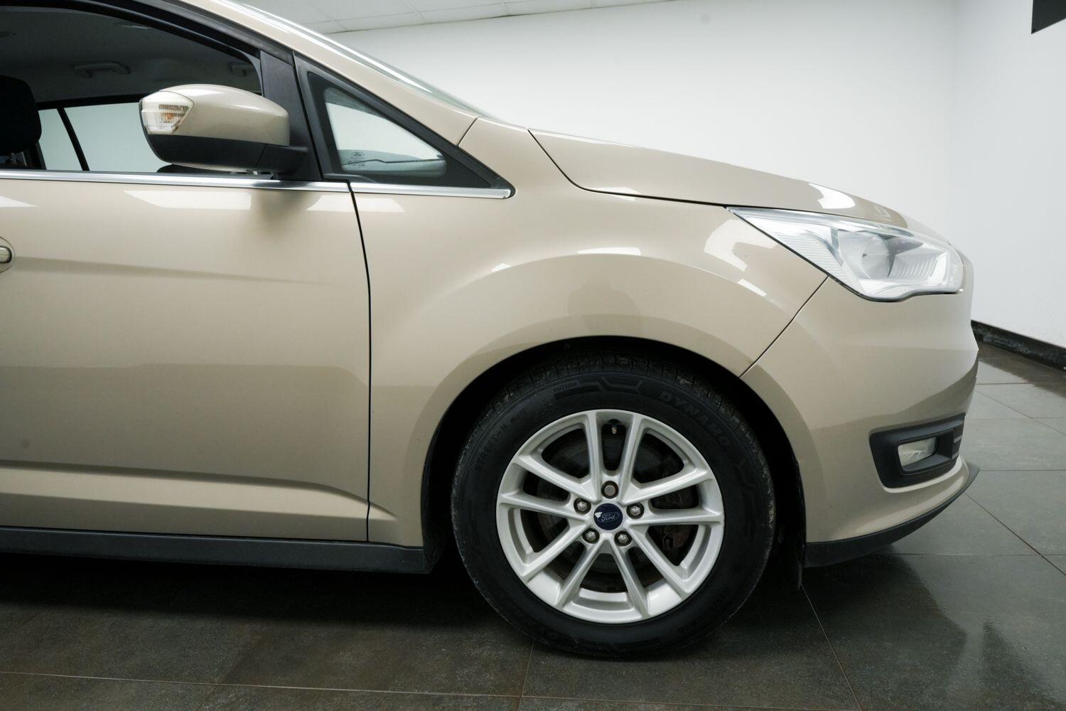 Used Ford Grand C-Max 2015 for sale - 77479184: Photo 5