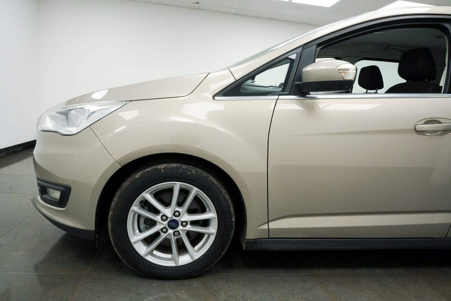 Used Ford Grand C-Max 2015 for sale - 77479184: Photo 6