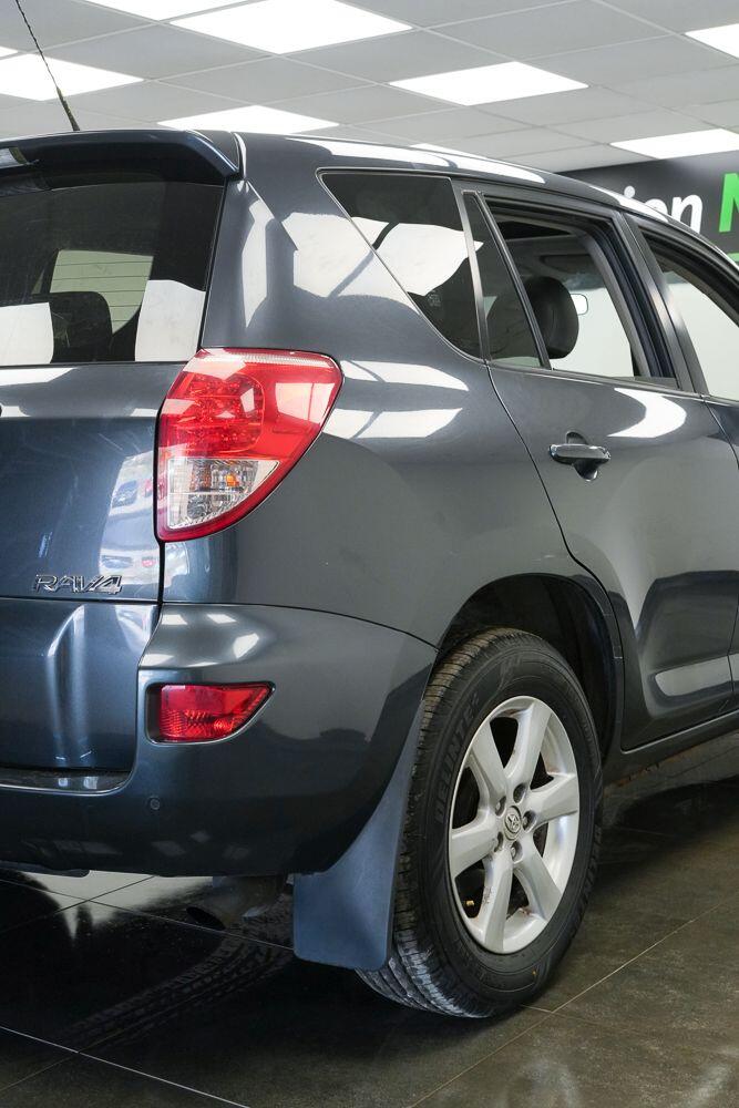 Used Toyota RAV4 for sale - 78136264: Photo 4
