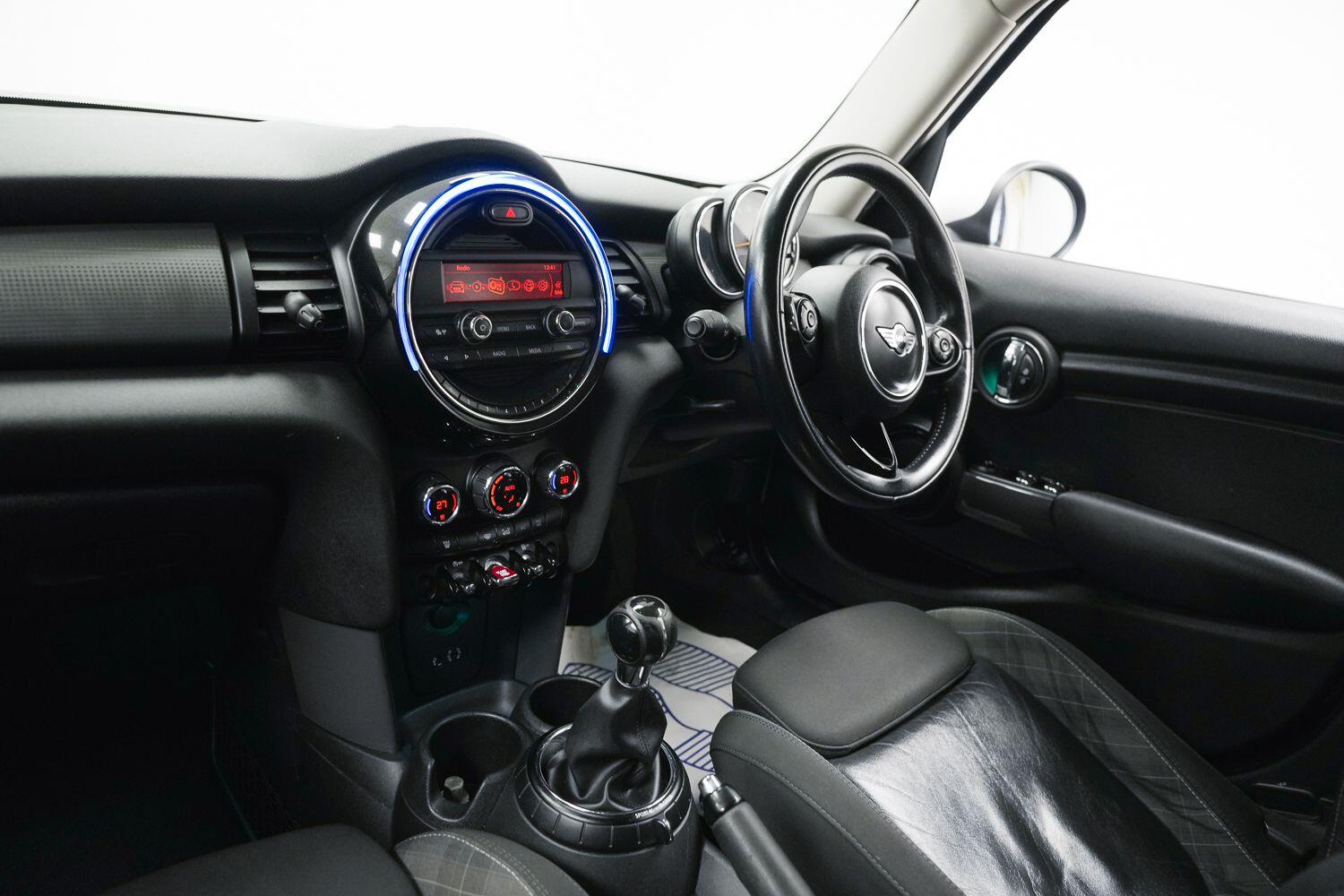 Used MINI Hatch 2014 for sale - 77898193: Photo 19