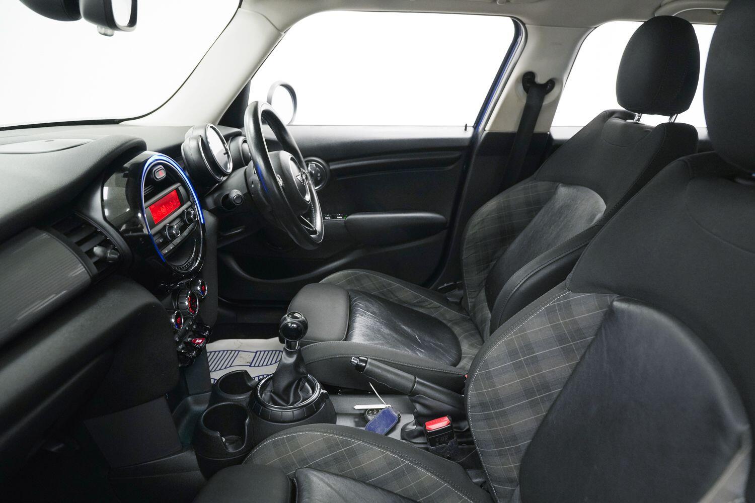 Used MINI Hatch 2014 for sale - 77898193: Photo 26