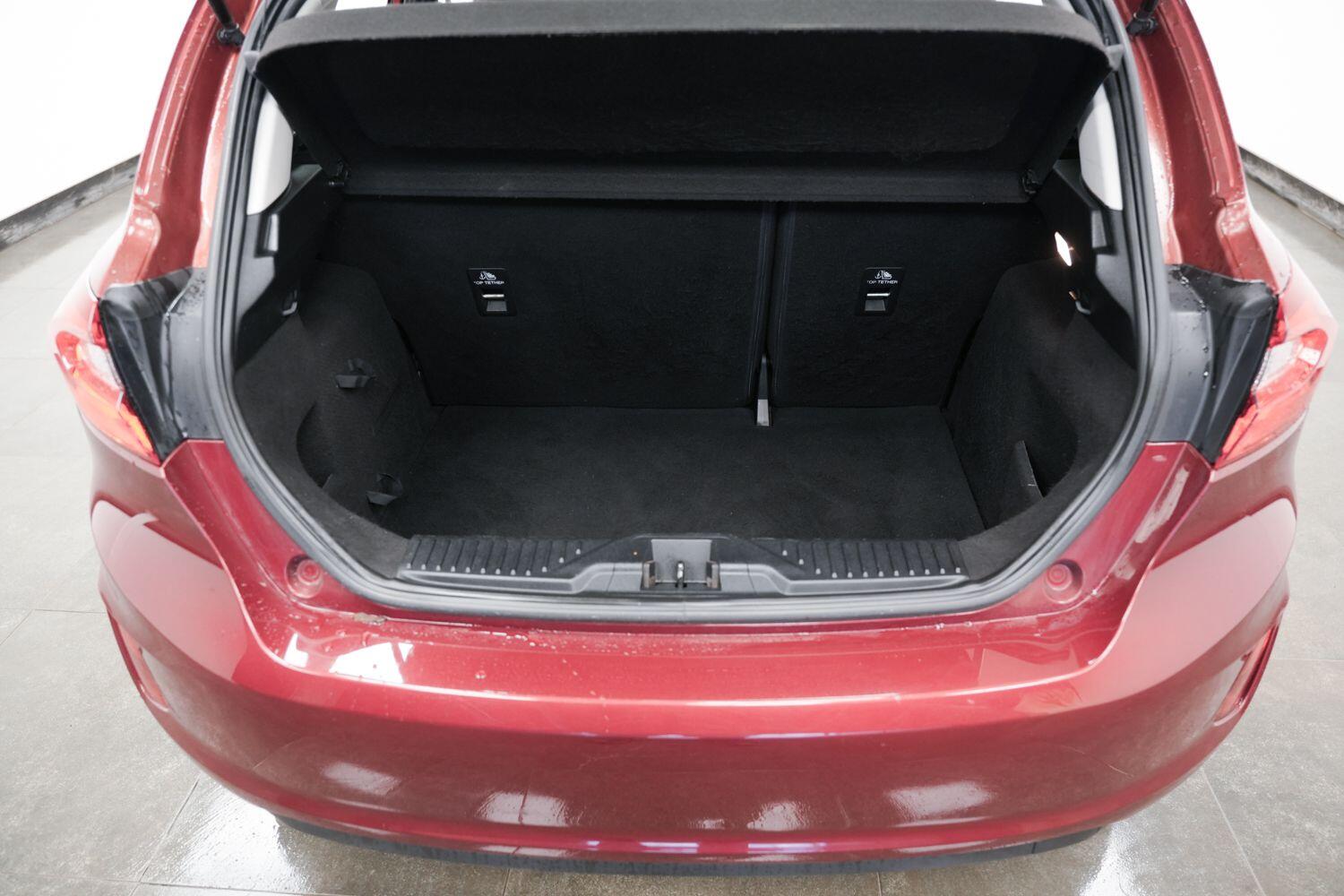 Used Ford Fiesta 2018 for sale - 77696550: Photo 9