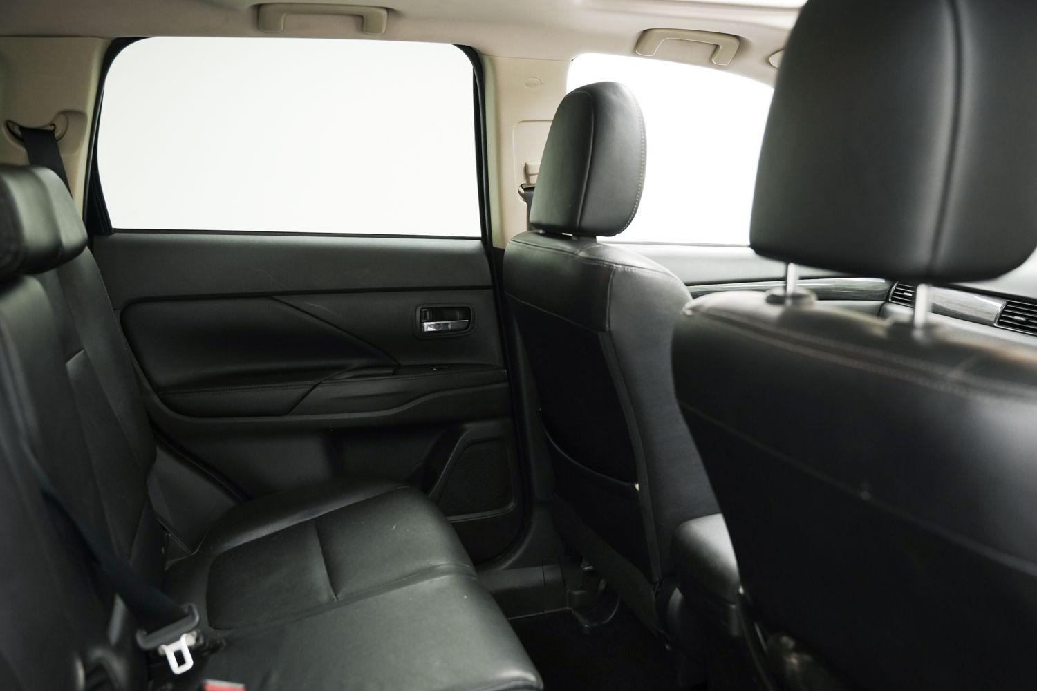 Used Mitsubishi Outlander 2016 for sale - 76560878: Photo 17