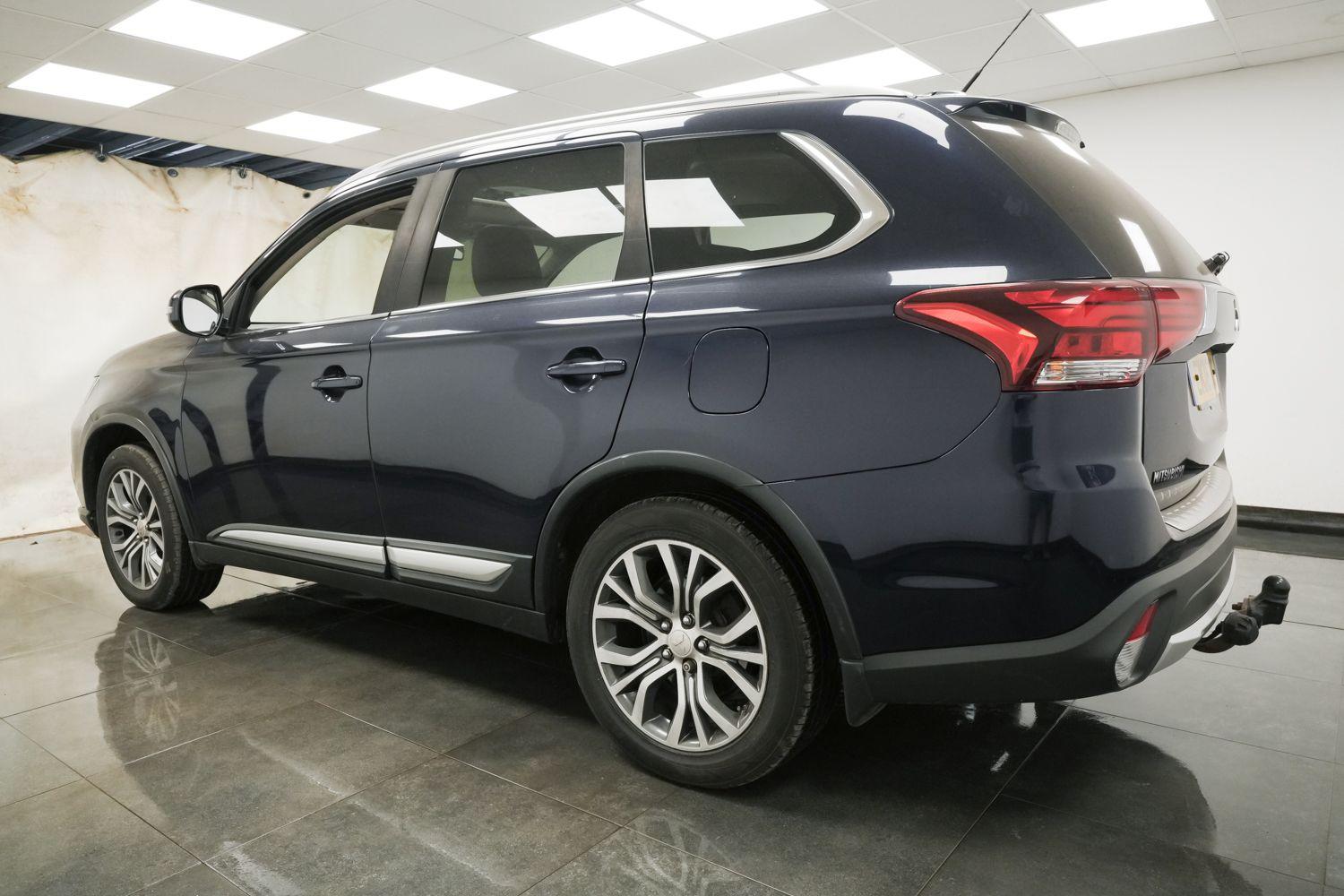 Used Mitsubishi Outlander 2016 for sale - 76560878: Photo 7