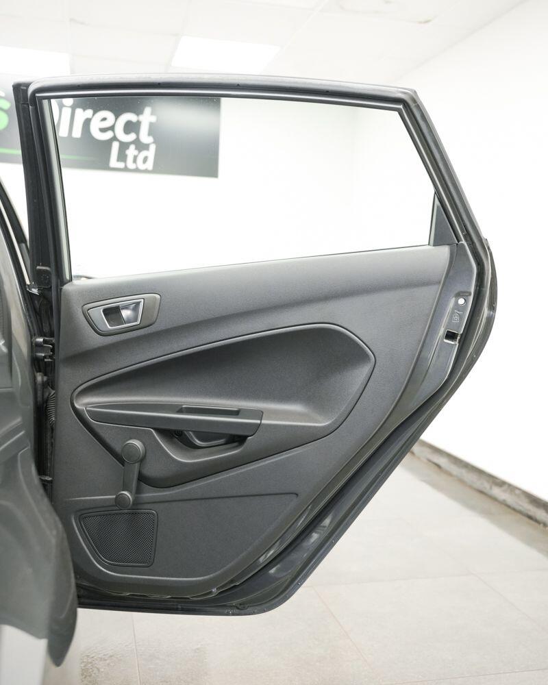 Used Ford Fiesta 2015 for sale - 77266841: Photo 18