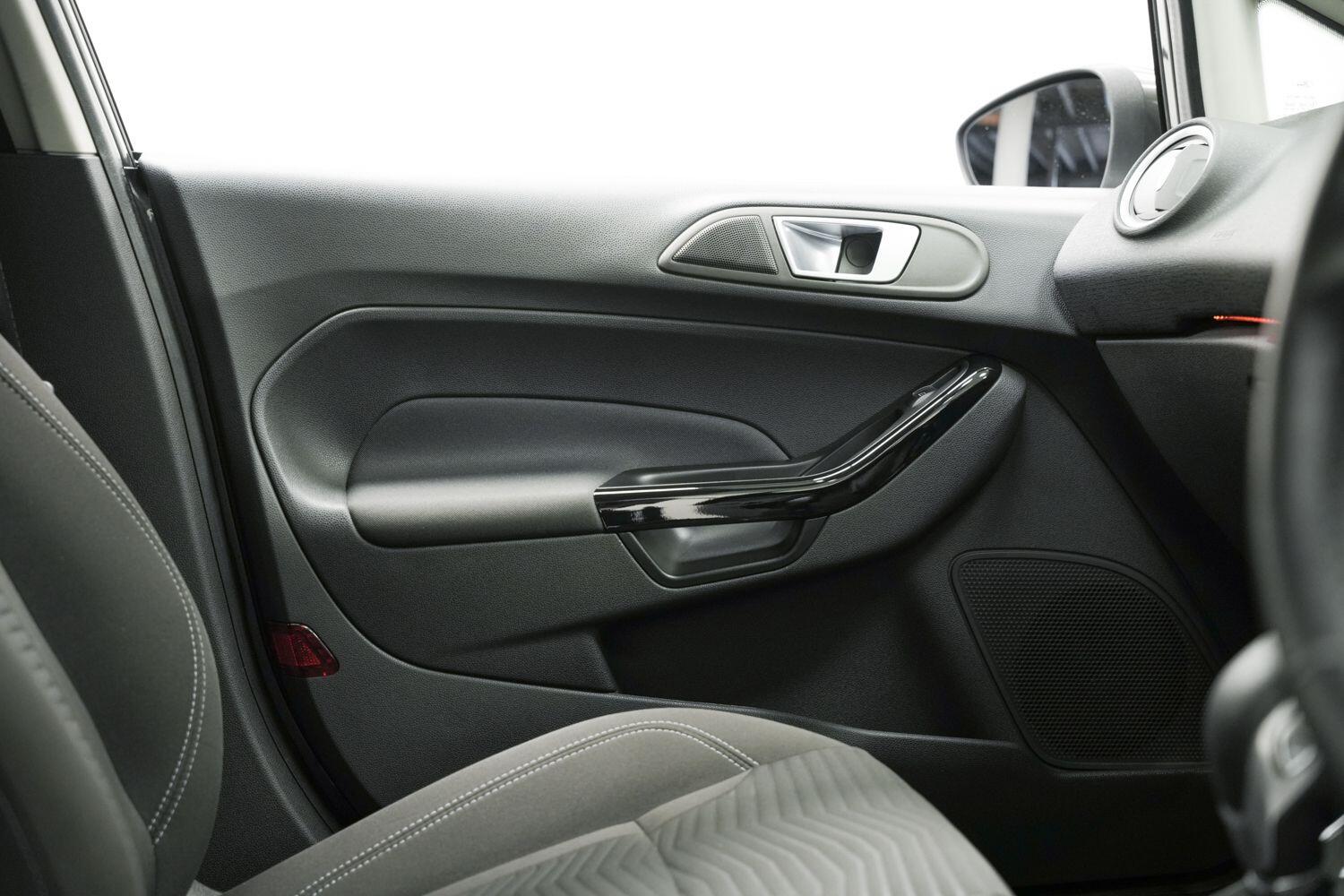 Used Ford Fiesta 2015 for sale - 77266841: Photo 22