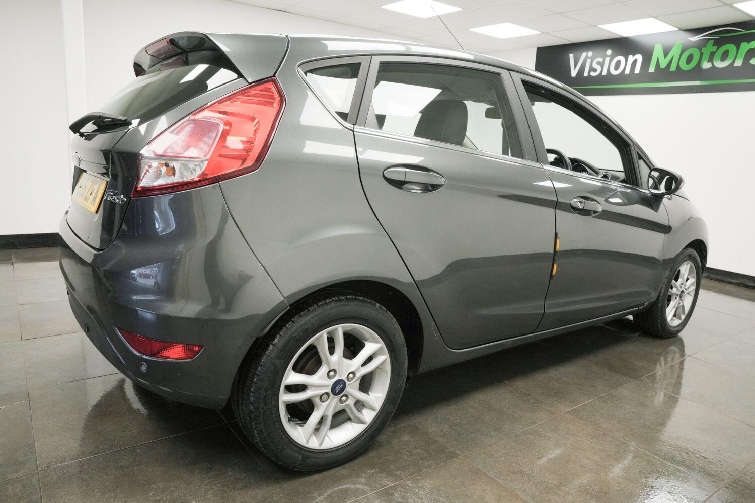 Used Ford Fiesta 2015 for sale - 77266841: Photo 4