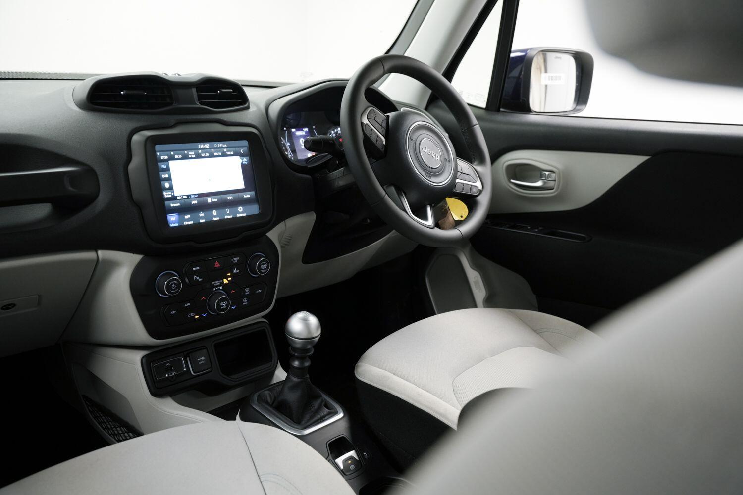 Used Jeep Renegade 2019 for sale - 76389079: Photo 18