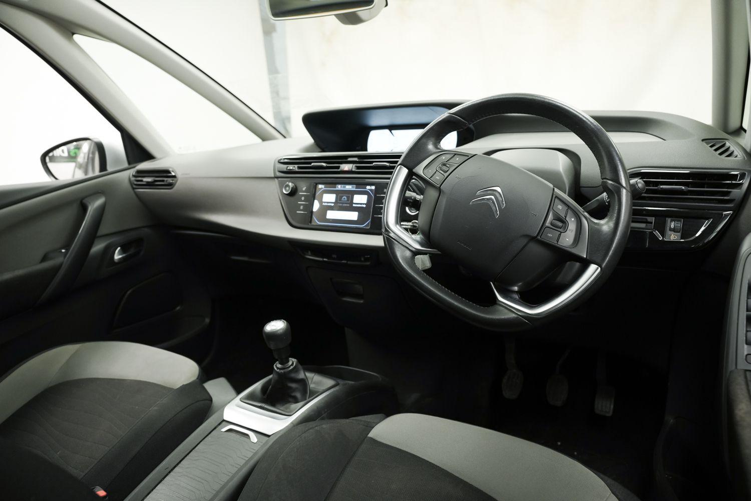 Used Citroen C4 Grand Picasso 2016 for sale - 76823845: Photo 10