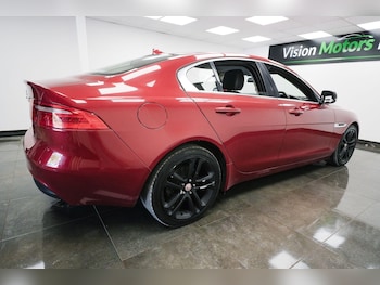 Used Jaguar XE 2016 for sale - 78695715: Photo