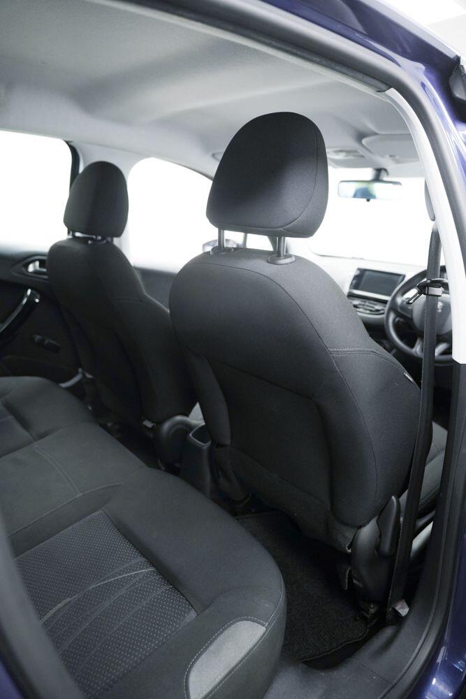 Used Peugeot 208 2013 for sale - 77242731: Photo 16