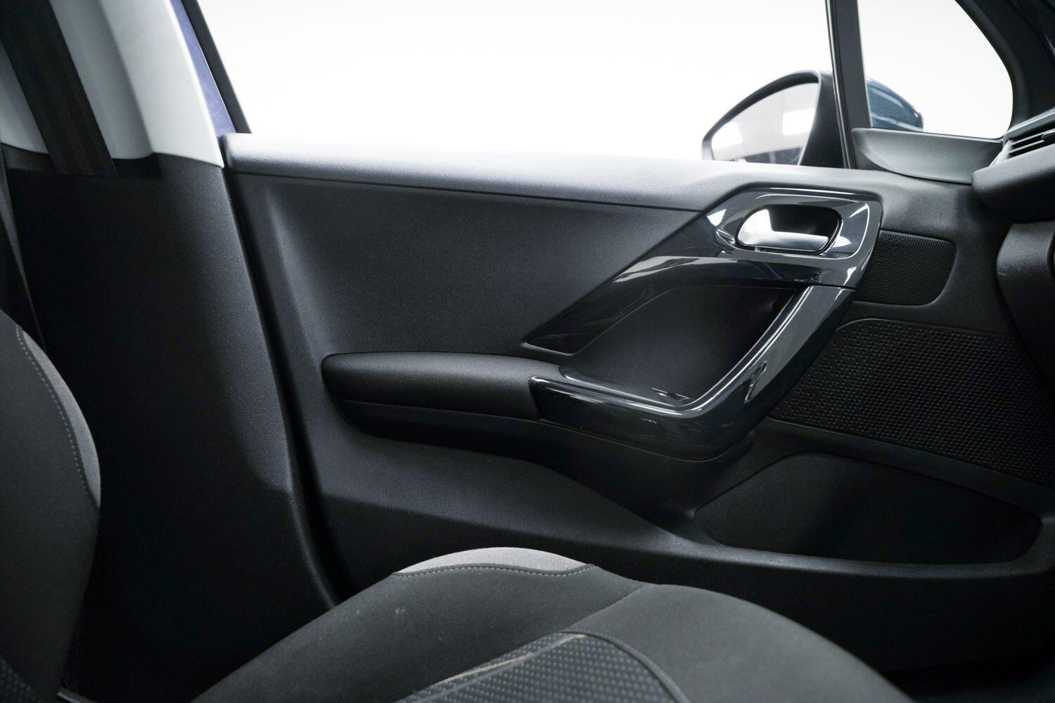 Used Peugeot 208 2013 for sale - 77242731: Photo 21