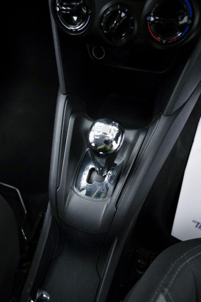 Used Peugeot 208 2013 for sale - 77242731: Photo 24