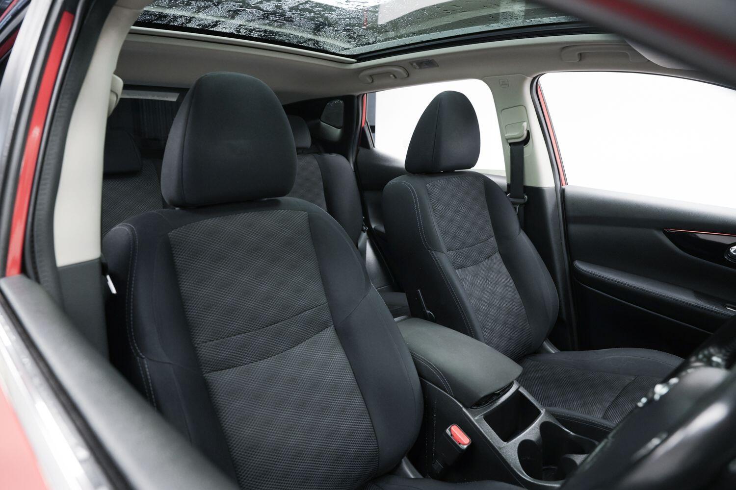 Used Nissan Qashqai 2015 for sale - 77737531: Photo 11