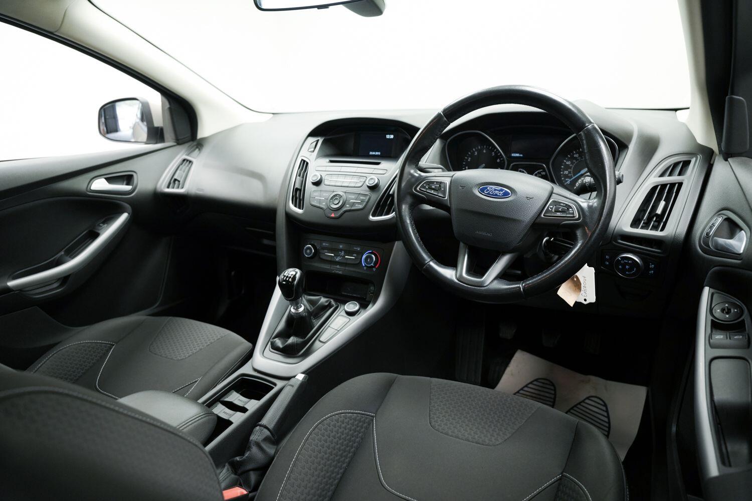 Used Ford Focus 2015 for sale - 76361423: Photo 12