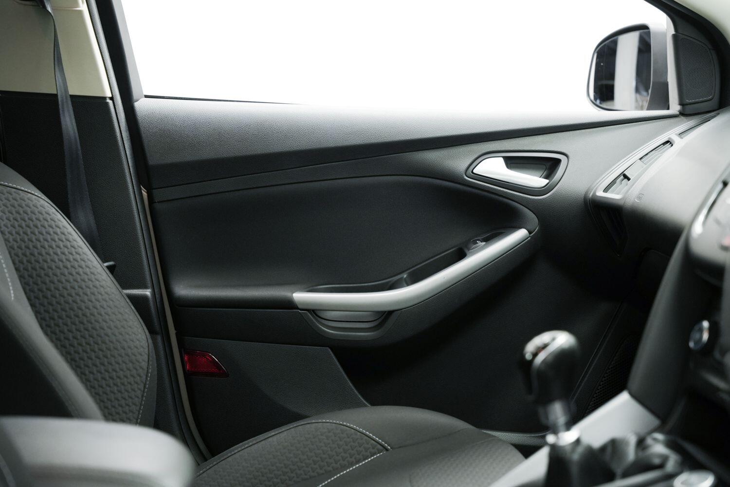 Used Ford Focus 2015 for sale - 76361423: Photo 21