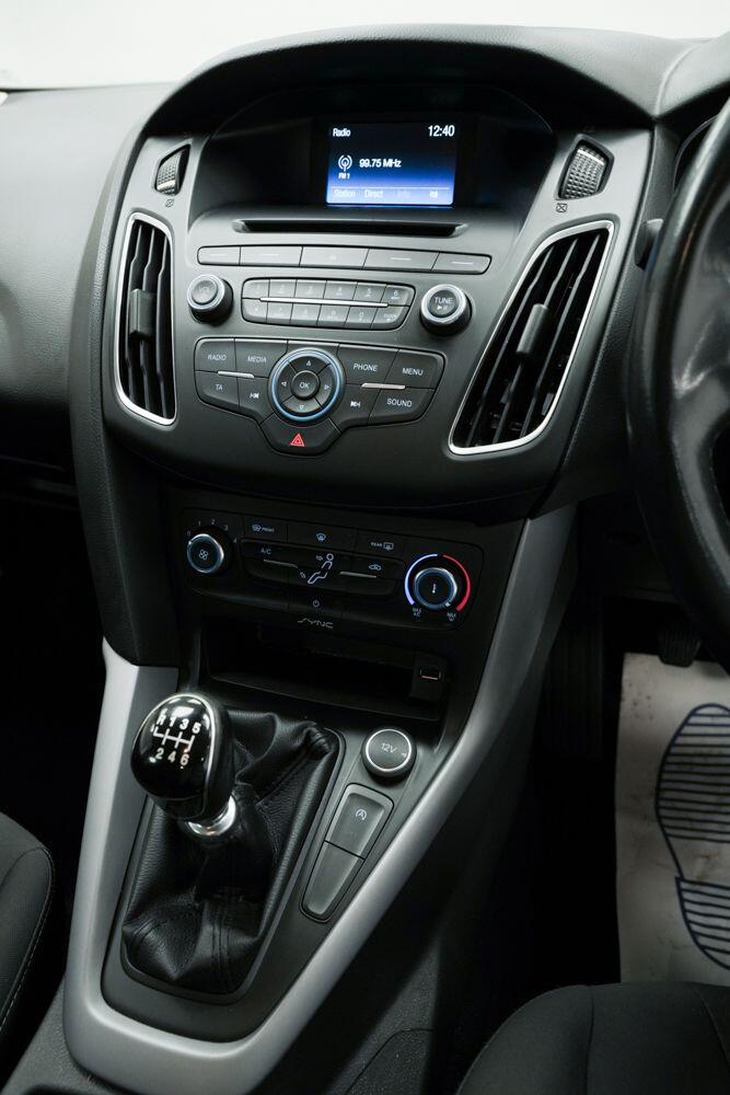 Used Ford Focus 2015 for sale - 76361423: Photo 23